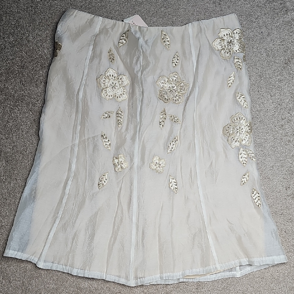 Bandolino Cream Floral Pencil Skirt